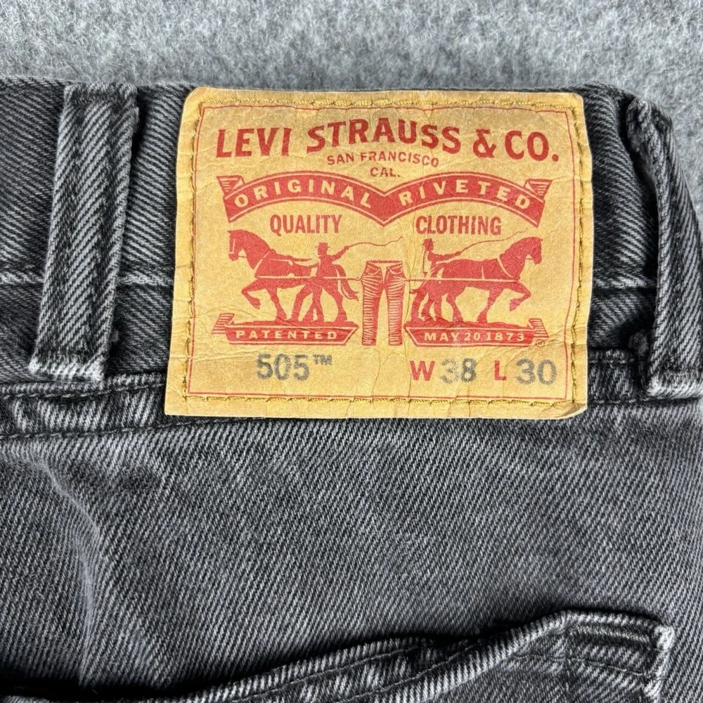 Levi's 505‎ Jeans Mens 38x30 (Fits 36x29) Black Wash Straight Leg Denim Casual